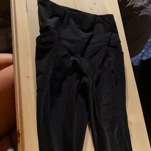 Black spandex leggings